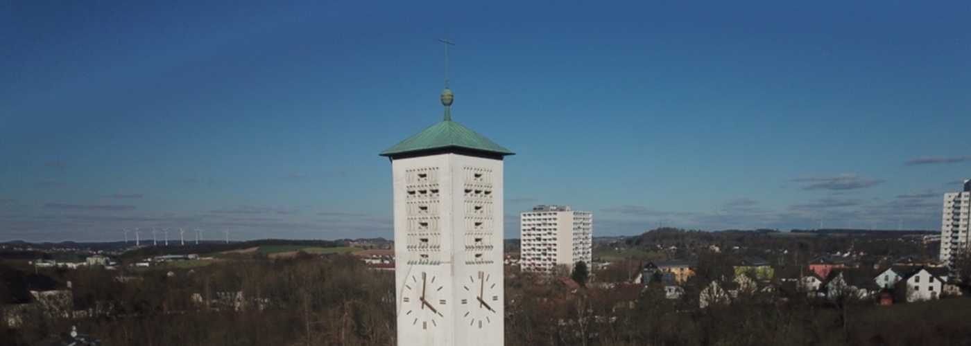 Der Turm der Lutherkirche aus der Luft