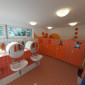 Das Badezimmer der Kindergartenkinder