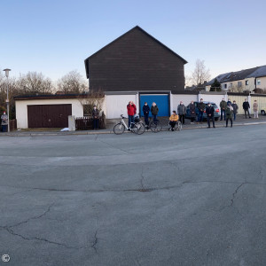 Kirche vor Ihrer Tür mit dem Posaunenchor